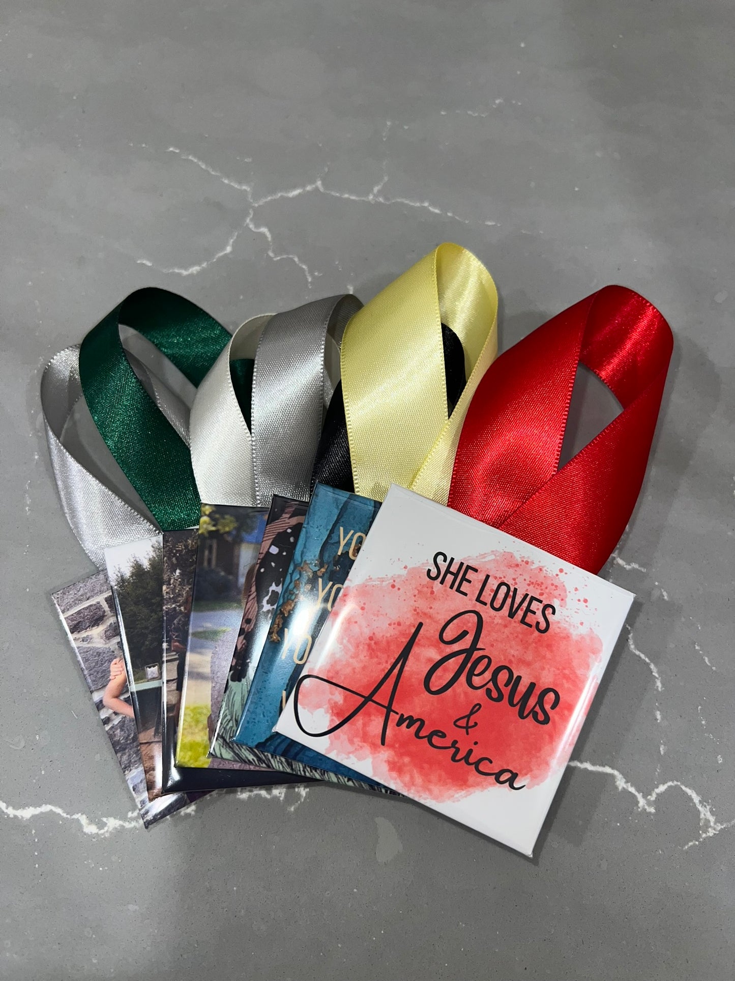 1 Pack 2.5"x 2.5" Photo Magnet Ornament